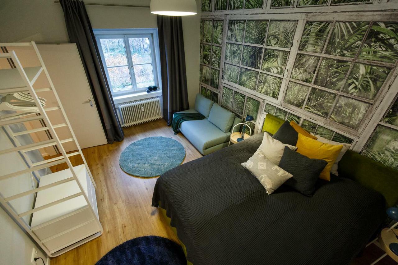Blue Flat By Grazrentals Best Location & Free Parking Bagian luar foto