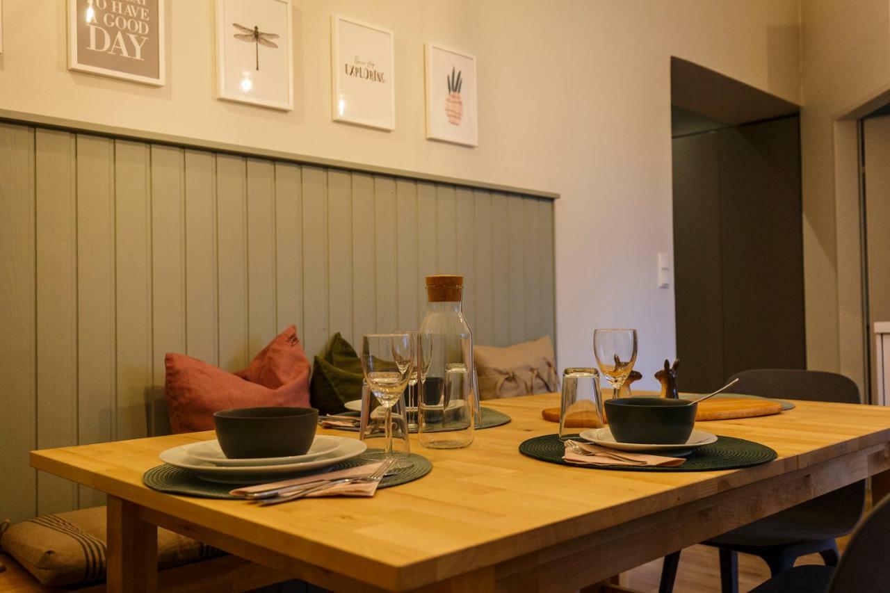 Blue Flat By Grazrentals Best Location & Free Parking Bagian luar foto