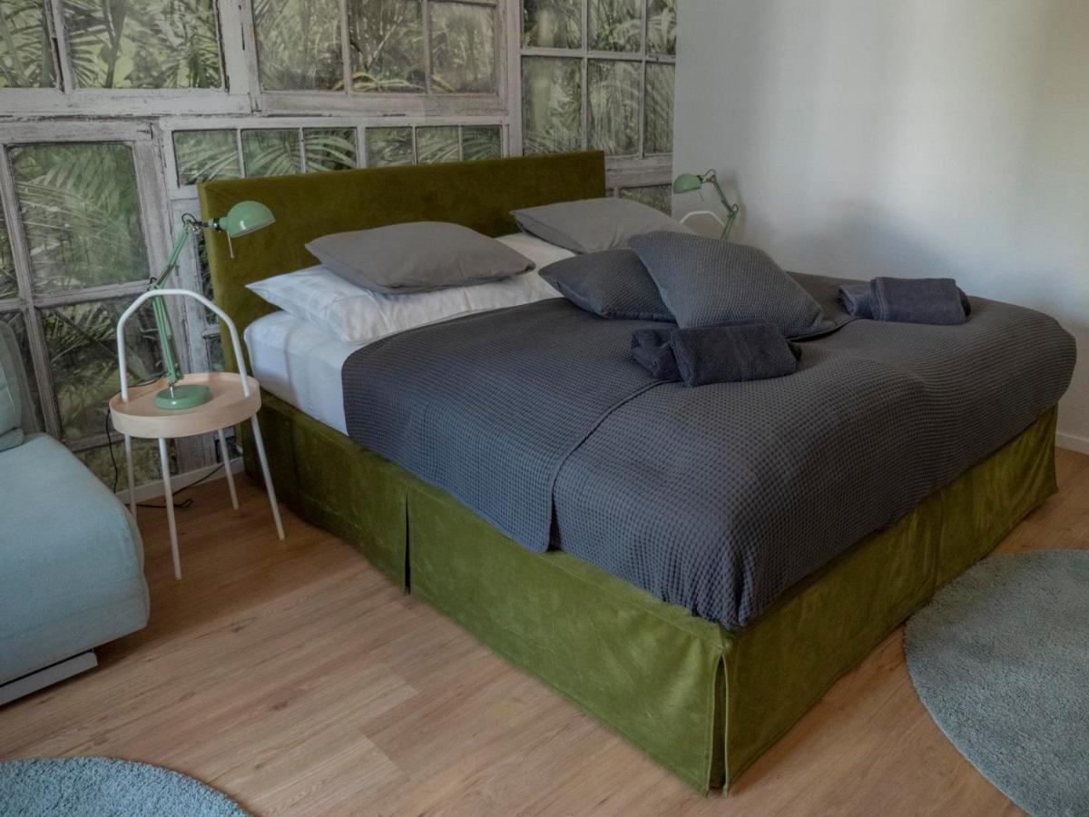 Blue Flat By Grazrentals Best Location & Free Parking Bagian luar foto