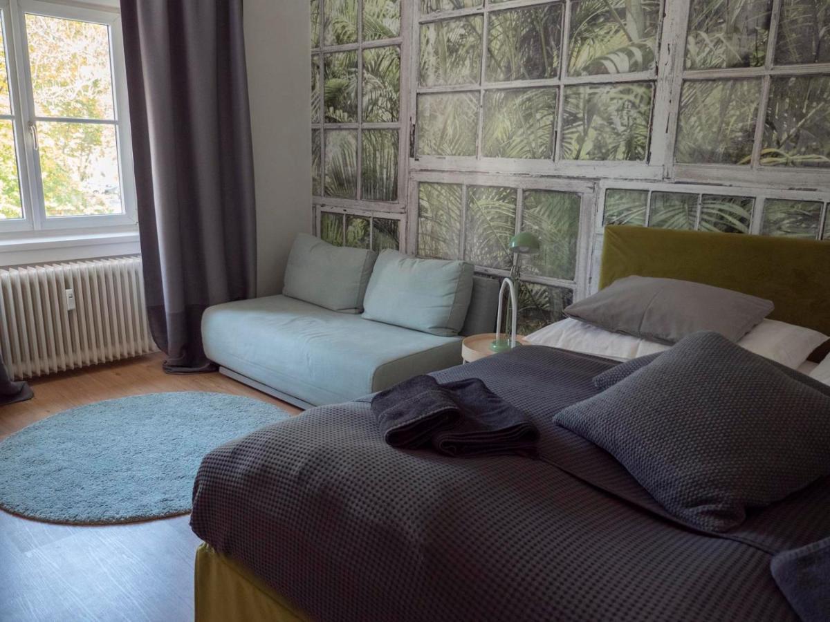 Blue Flat By Grazrentals Best Location & Free Parking Bagian luar foto
